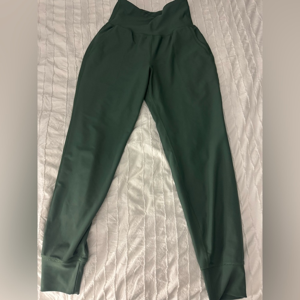 Oldnavy power soft high rise leggings go dry